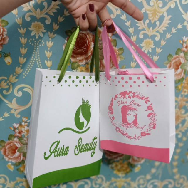 

Paperbag skincare, size kecil , ivory glosy..