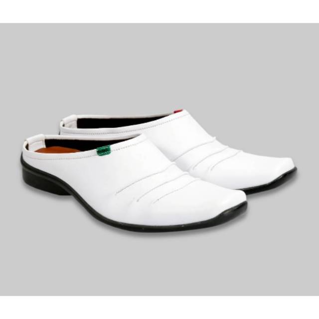 Sandal sepatu bustong tutong pria kickers kasual terlaris kulit cowok keren warna putih doff