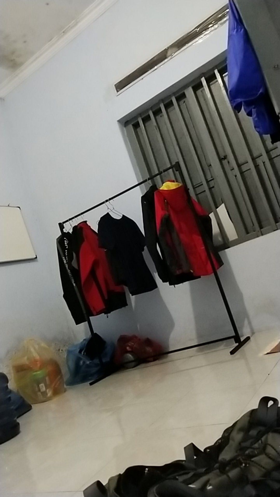 Gawangan Gantungan Baju Panjang 120cm