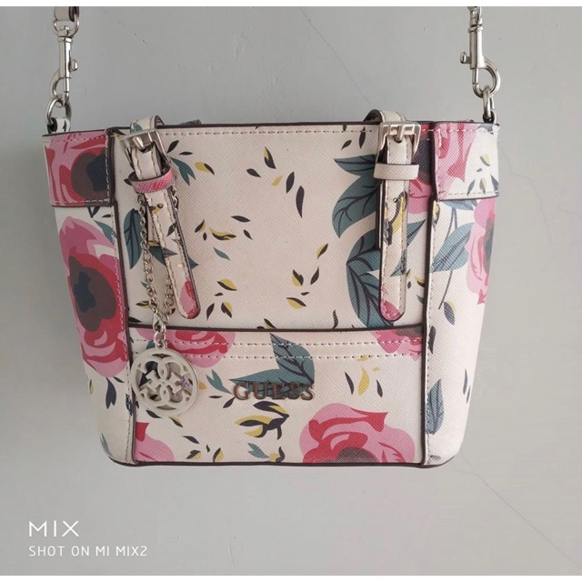 Preloved tas guess original+ Dustbag