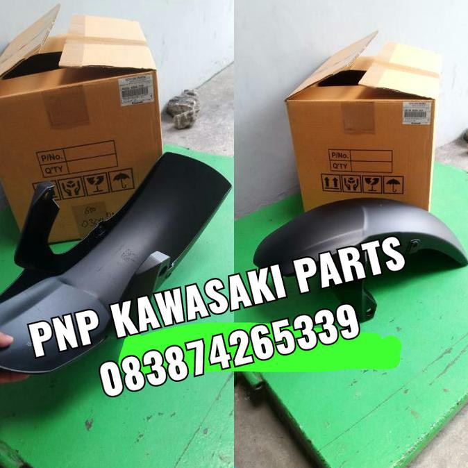 KREDIT SPAKBOR MOTOR CUSTOM JAPSTYLE. SLEBOR SPAKBOR DEPAN NINJA 650/ ER6 N ORIGINAL WARNA HITAM