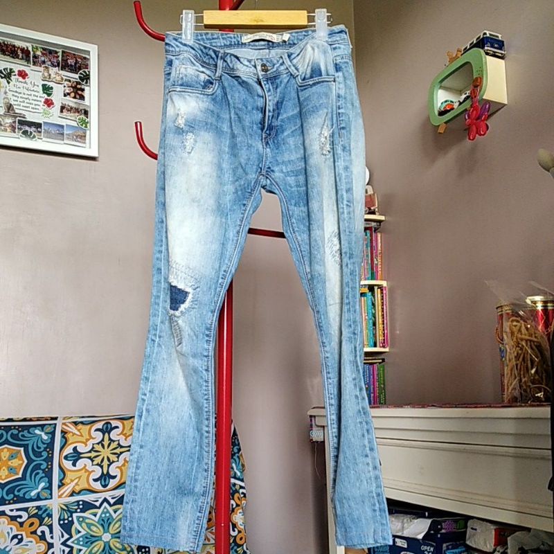 ❌SOLD OFFLINE❌ Preloved Zara jeans size 38
