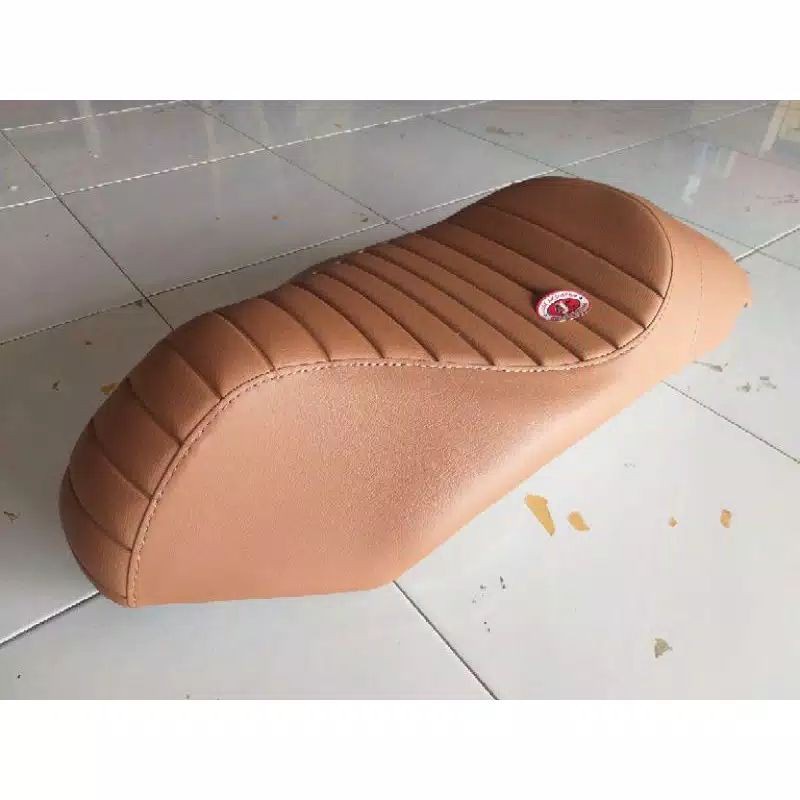 Jok scoopy model SINGLE seat- jok scoopy caferacer zeus bahan MBtech