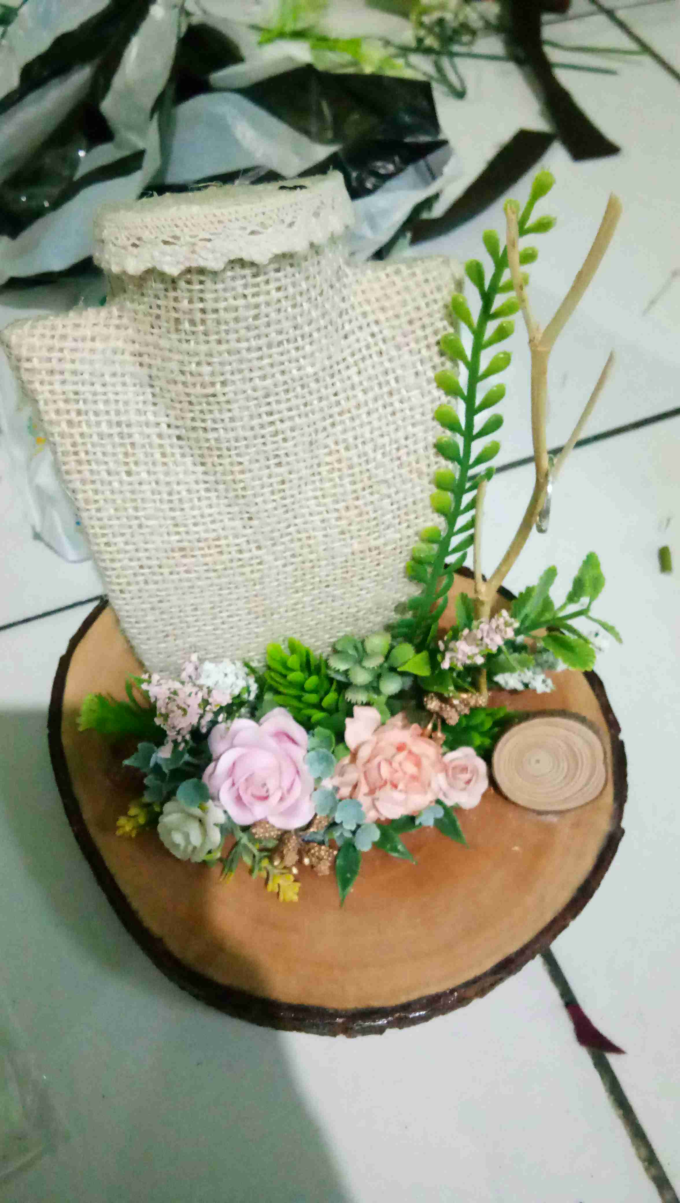 Ranting Putih Kecil Hiasan Mahar