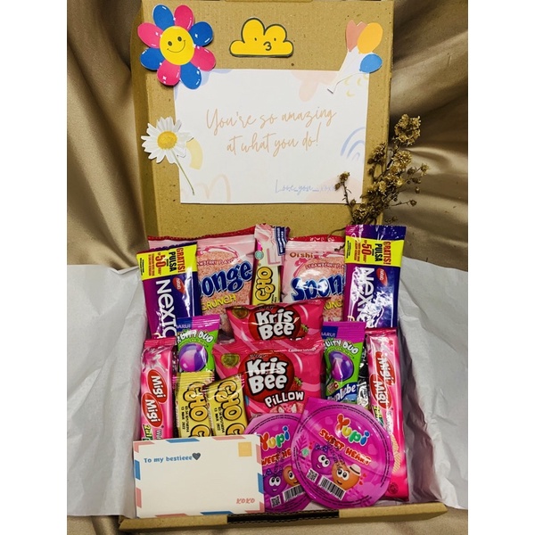 HAMPERS SNACK BOX  / kado valentine /  hadiah valentine / Giftbox / Hampers makanan / kado ulang tahun / hadiah wisuda / kado cewe hampers lebaran / hadiah kelulusan