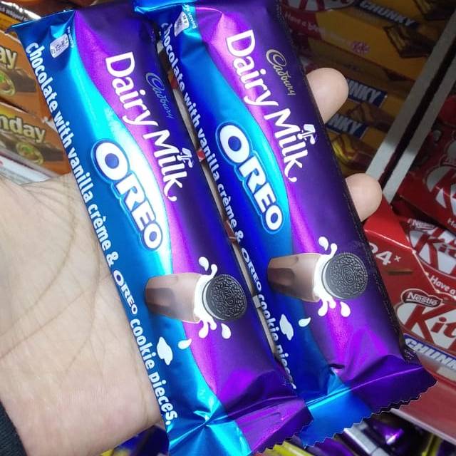 

CADBURRY DAIRY MILK (FROM OMAN)