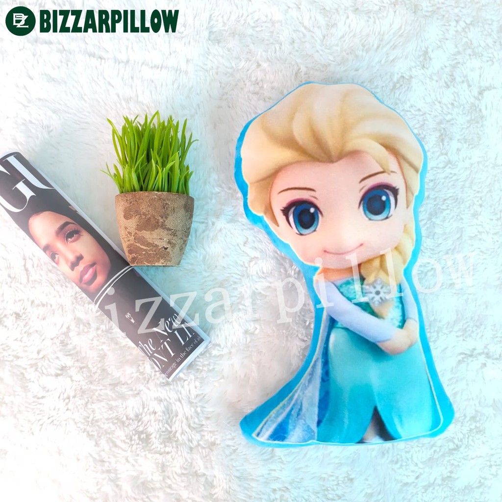 Bizzarpillow Bantal Karakter Elsa Anna Size M BZ046