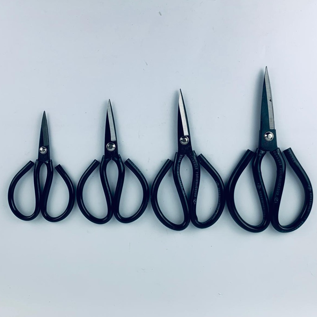 

GUNTING STAINLESS GAGANG HITAM IMPORT