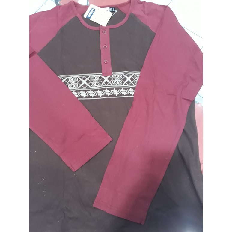 Kaos T-Shirt Lengan Panjang Pria Kluge Sophie Martin