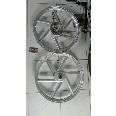 Velg palang 6 yamaha vega,F1zr