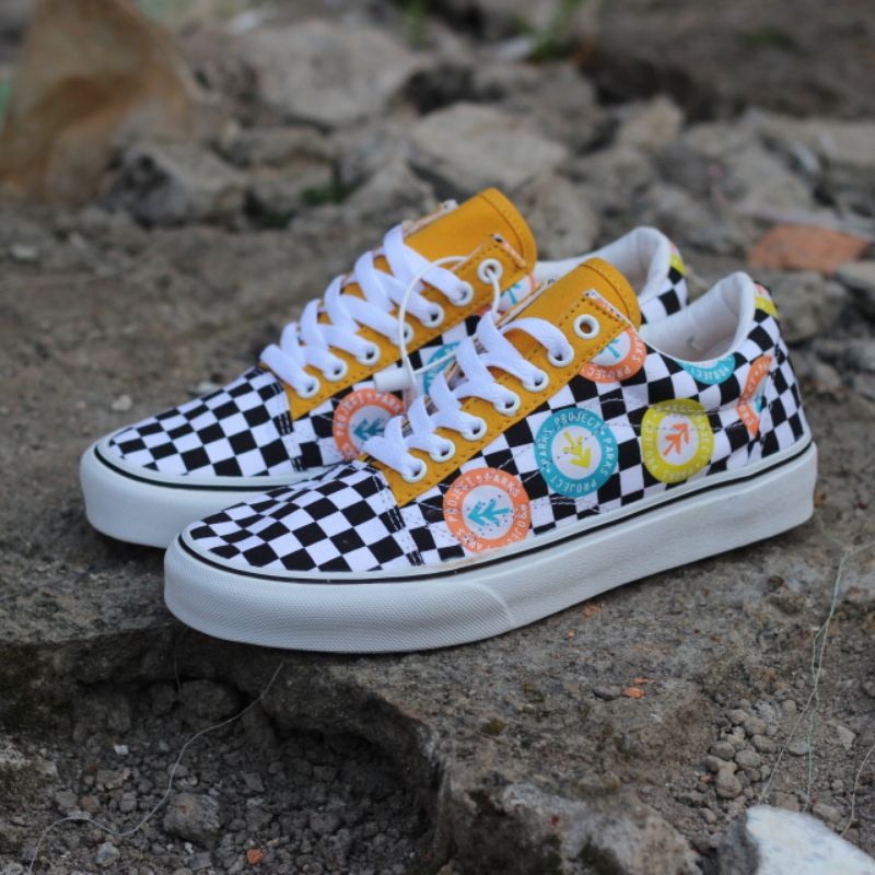 orange checkered vans old skool