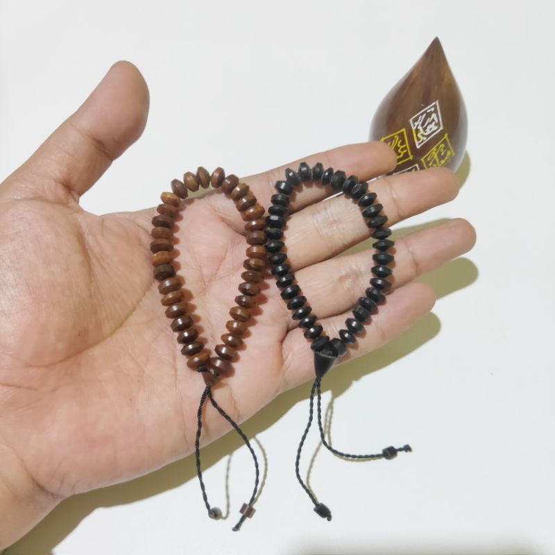 Gelang koka kokka Pluru pipih coklat hitam