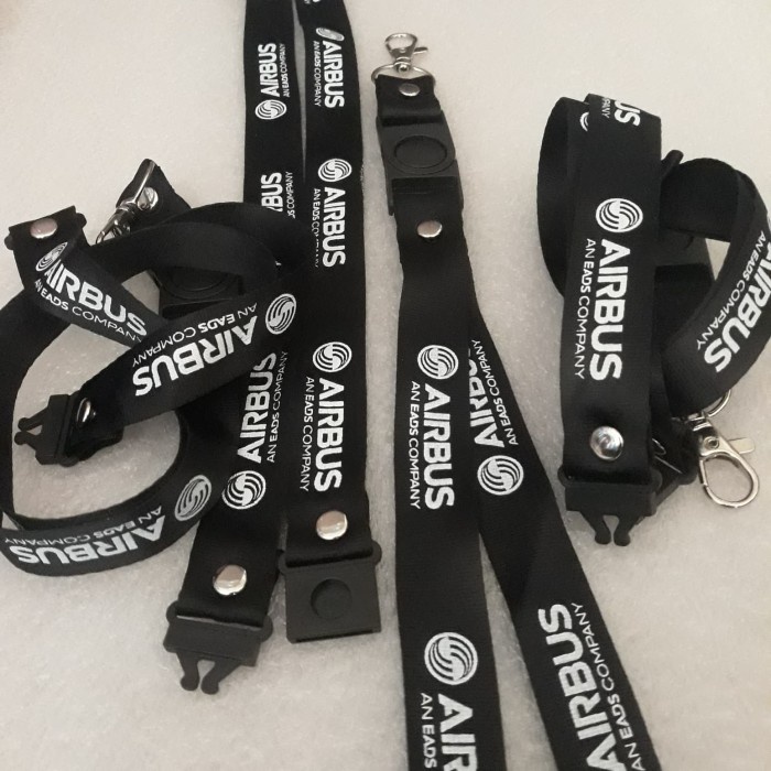 

Promo Lanyard Id Airbus Sablon Hitam Hemat