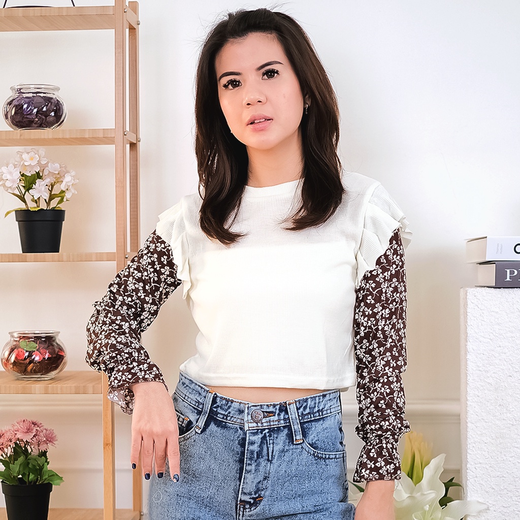 AFI - MC - Crop Mindy Ruffle Combine Blouse-Cream