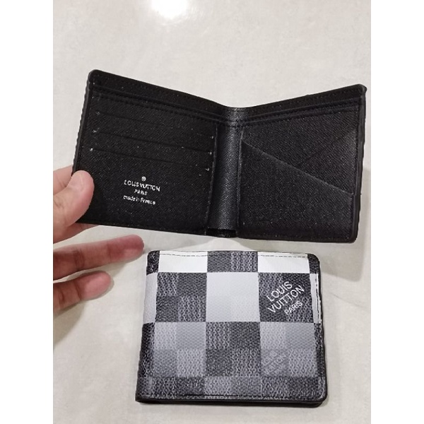 Dompet supreme pendek lipat cowok import