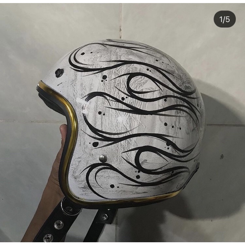 Helm Custom Riot Flame Patina List Gold