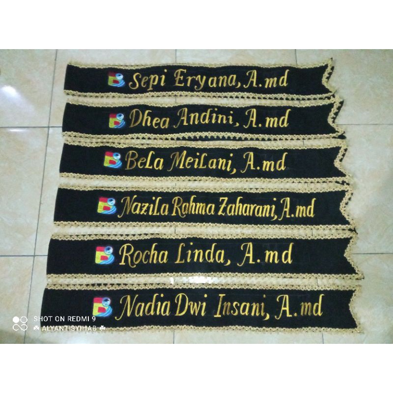 Selempang wisuda + logo