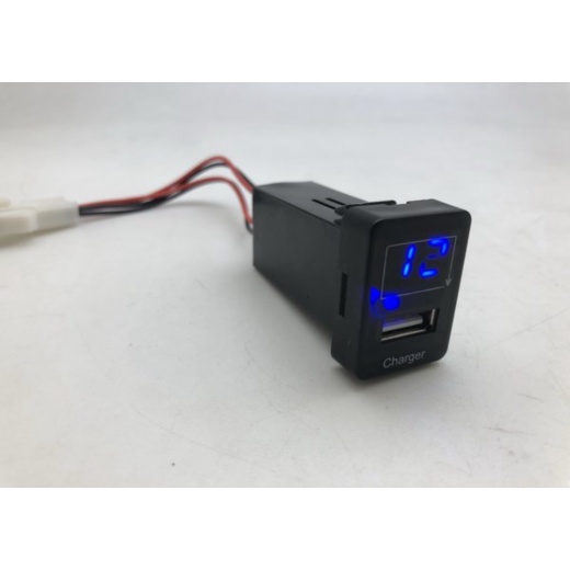 Promo Charger Tanam Plus Voltmeter I Charger Usb Voltmeter Mobil I Charger Voltmeter Usb Universal M