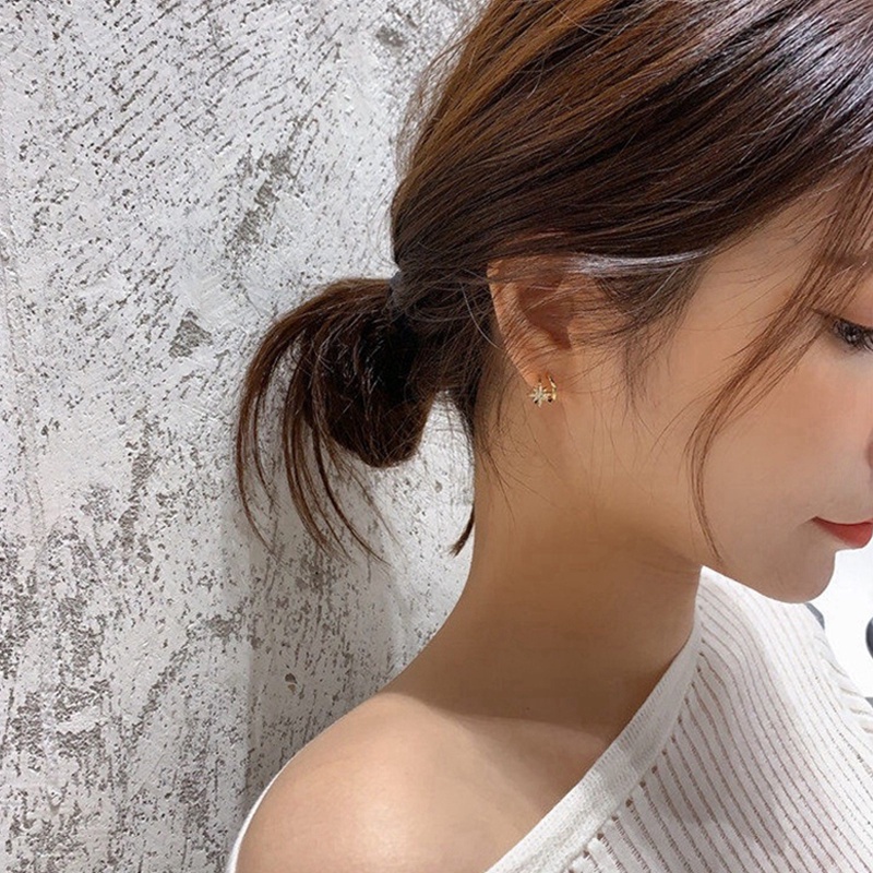 Anting Tusuk Berlian Imitasi Model Bintang Untuk Wanita