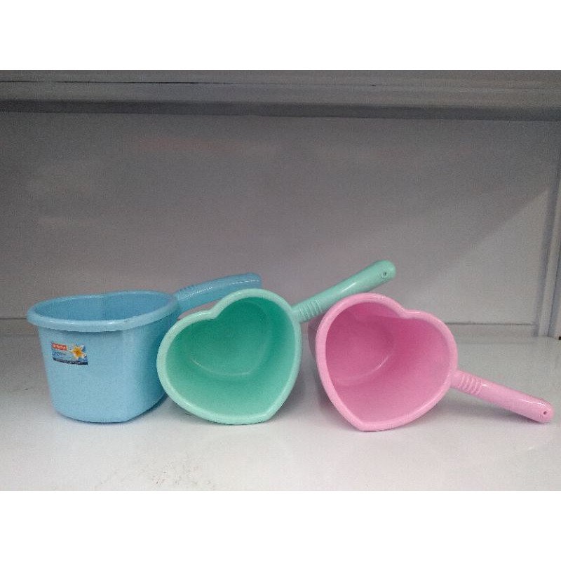 gayung air hati lion star