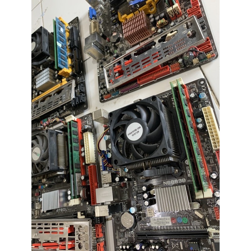 Sepaket mobo amd processor athlon II X2 ram 4gb ddr3