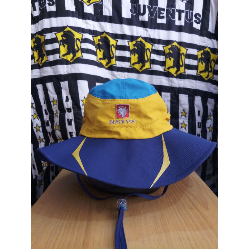 Topi rimba outdoor second black yak extreme peak original with tag