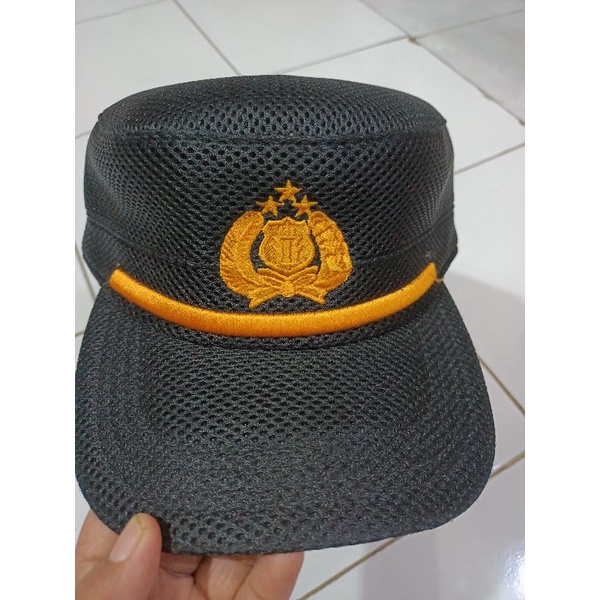 topi  komando polisi