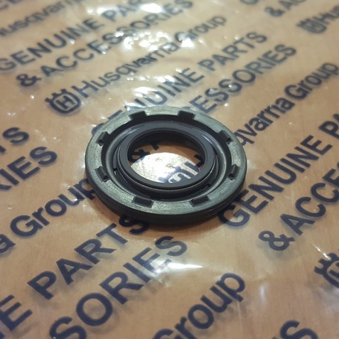 Oil Seal Oli Seal Clutch Side 140 HUSQVARNA ORIGINAL