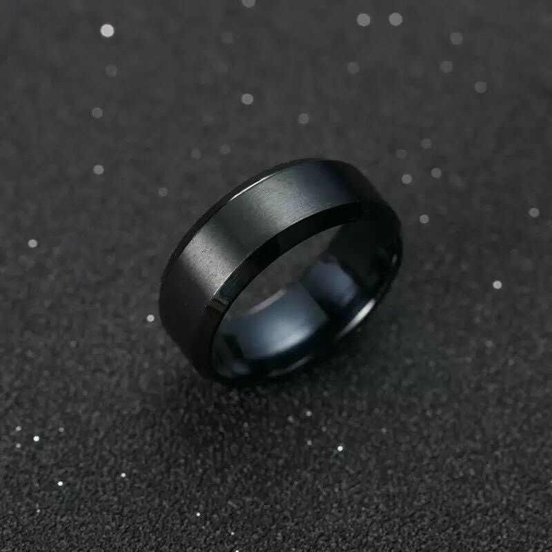 Cincin Pria Titanium Polos Warna Hitam / Cincin Titanium Laki Laki Anti Karat Keren TOP Quality