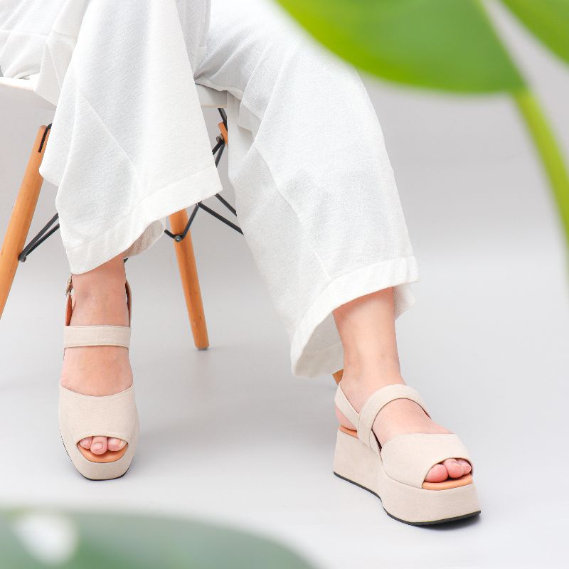 Wedges Wanita  / Sandal Wanita / Sandal kekinian Aries MODNYY