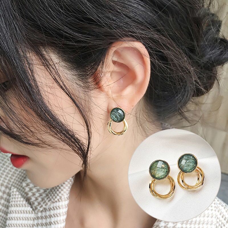 Anting Tusuk Gantung Bentuk Lingkaran Geometri Hias Zamrud Hijau / silver Gaya retro Untuk Wanita