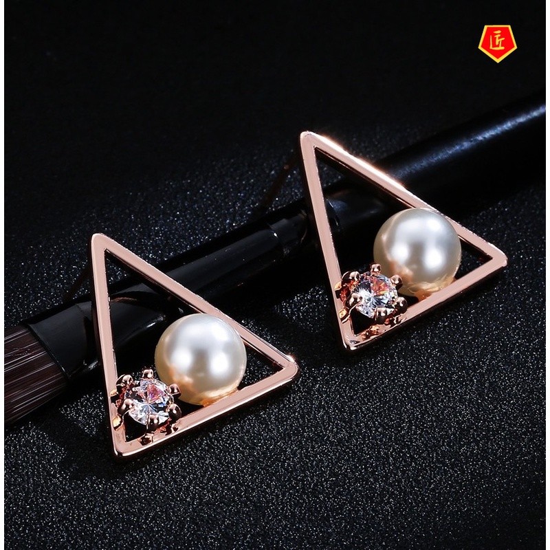 [Ready Stock]Simple Triangle Rhinestone Pearl Ear Studs High Profile Fashion