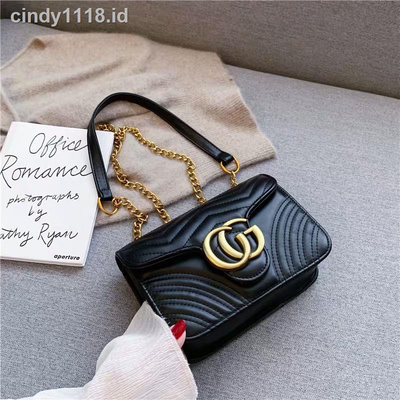 purse with cg logo