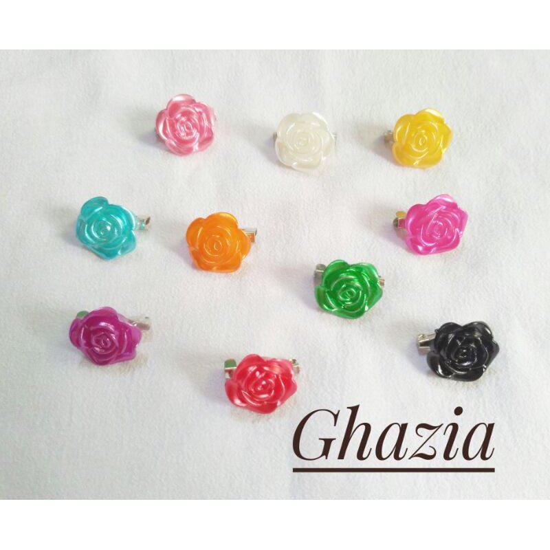 Bros Bahu 20 PCS Resin Mawar Warna Campur