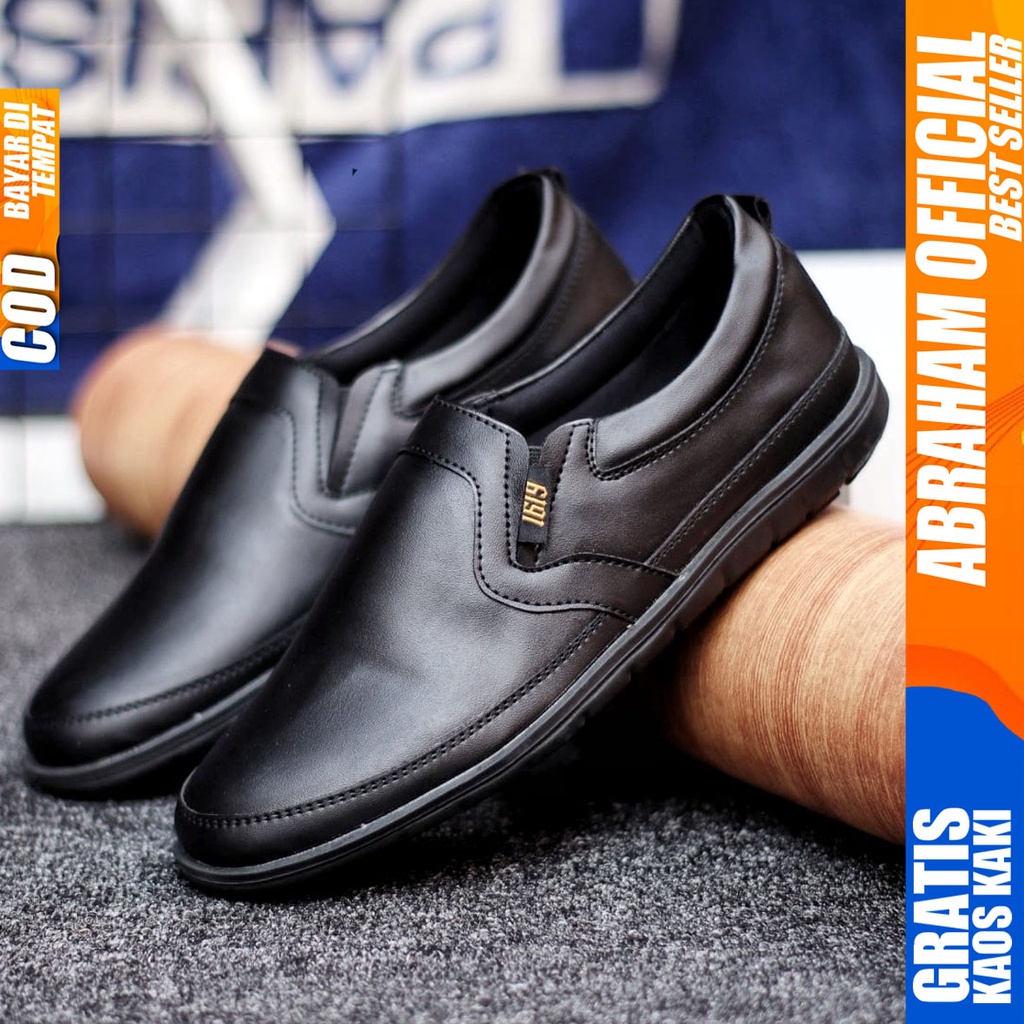 Abraham Kaijin - Sepatu Slip On Pria Casual