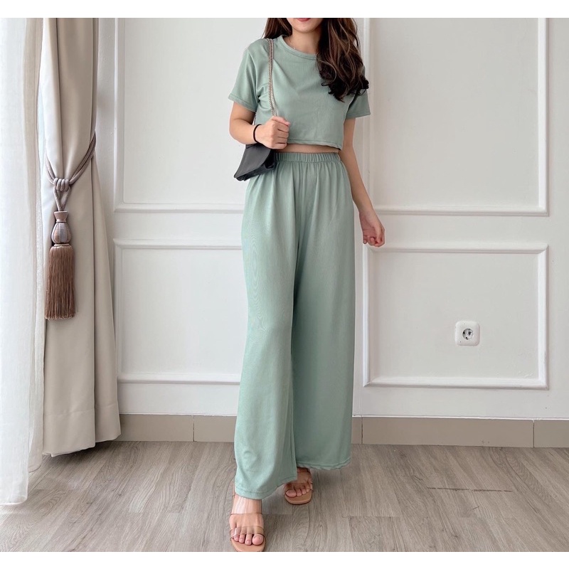 HERFIT Hanny set / 2222-Ijo muda