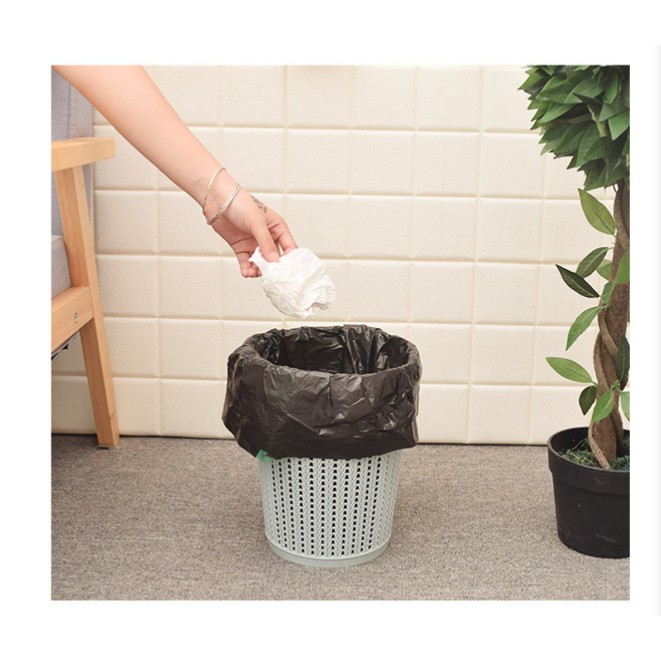 Kantong Sampah Plastik Roll Tali Serut Pegangan Tangan Trash Bag Anti Kotor
