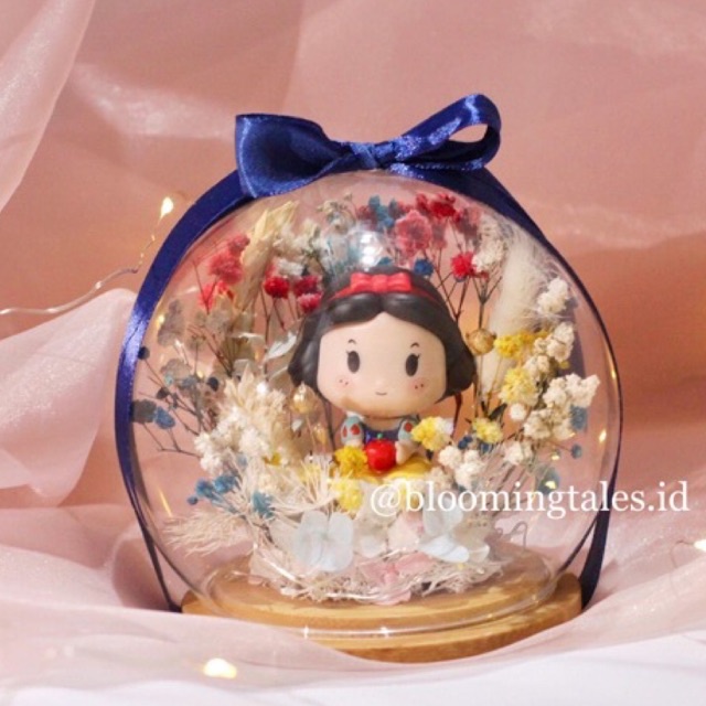 Princess Snow White in Glass Dome / Kubah Kaca / Flower Dome