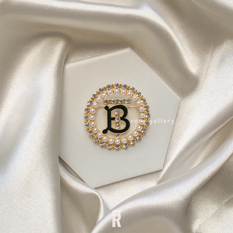 Rora PART 1 NEW BROOCH | BROS BUTTONSCARVES | Rora Gallery-Circle 2 gold