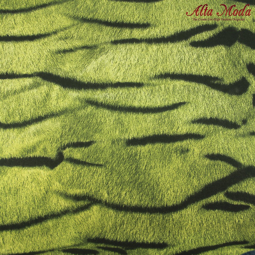 

Alta Moda Katun Motif Hijau Kekuningan Motif Harimau (1M)