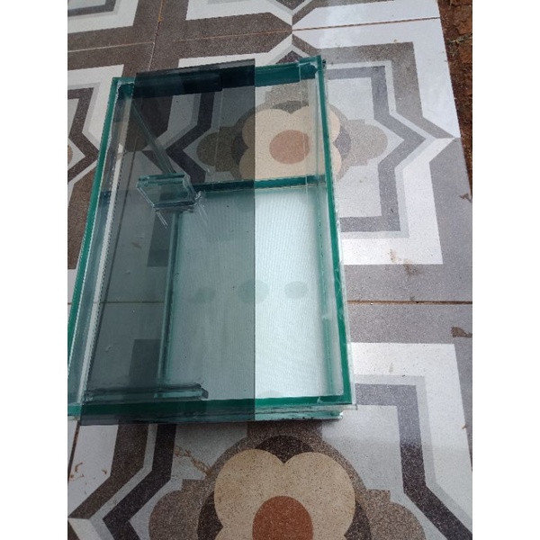 aquarium mini dengan list cermin+ tutup ukuran 30x20x20