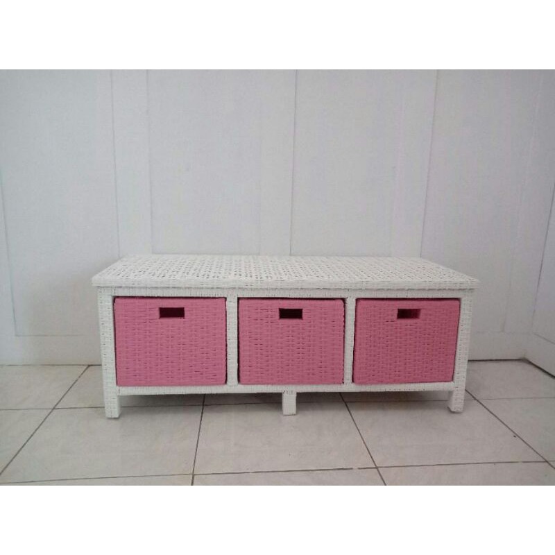 MEJA TV LACI 3 ROTAN SINTETIS