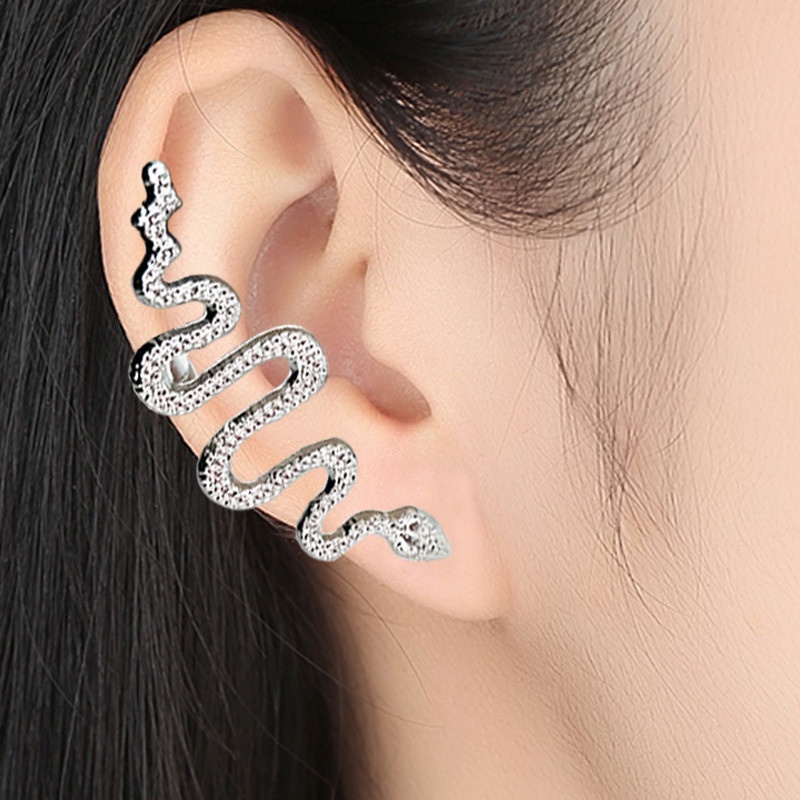 Anting Klip Tanpa Tindik Bentuk Ular Gaya Korea Retro Punk Hip Hop Untuk Pria Dan Wanita