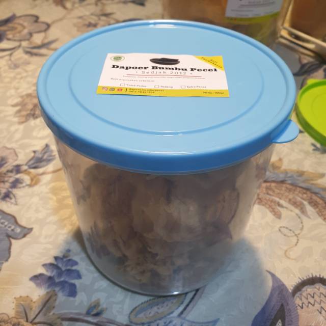 

REMPEYEK KACANG HIJAU 150 GR TOPLES S