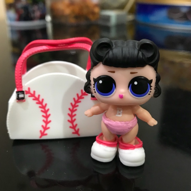 LOL Surprise Lil Sisters series 3 wave 2 - Lil Short Stop