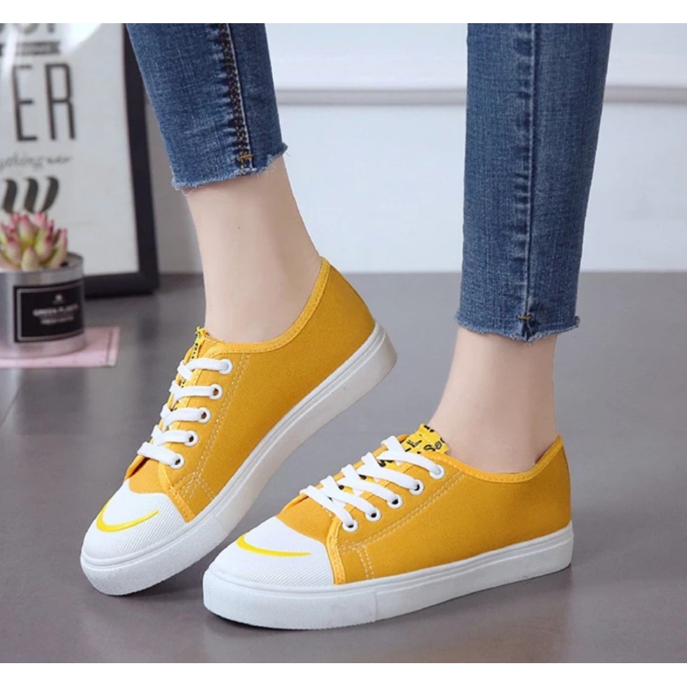 REIN SEPATU SNEAKERS WANITA AS132