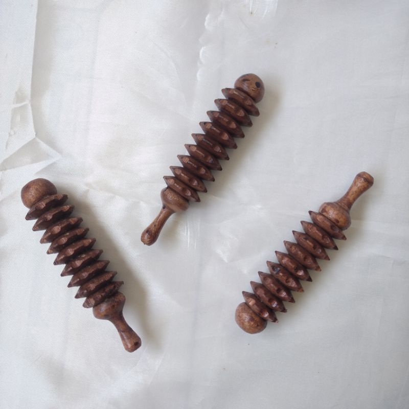 Alat Pijat Kayu Tusuk Kaki Remas Tangan