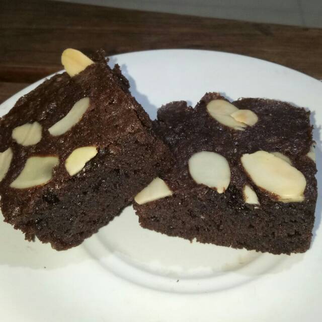 

Butter brownies 18 x 18 cm