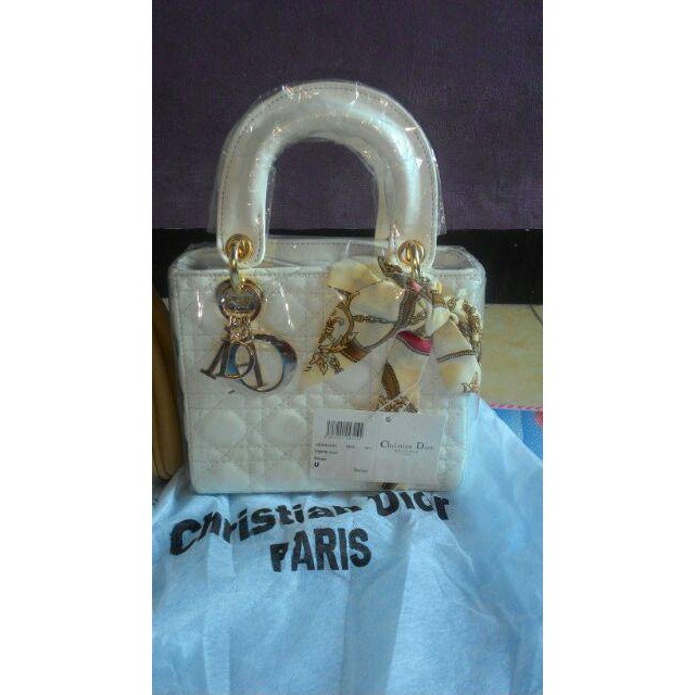 DIOR DOVE MINI 18 + SYAL - PUTIH