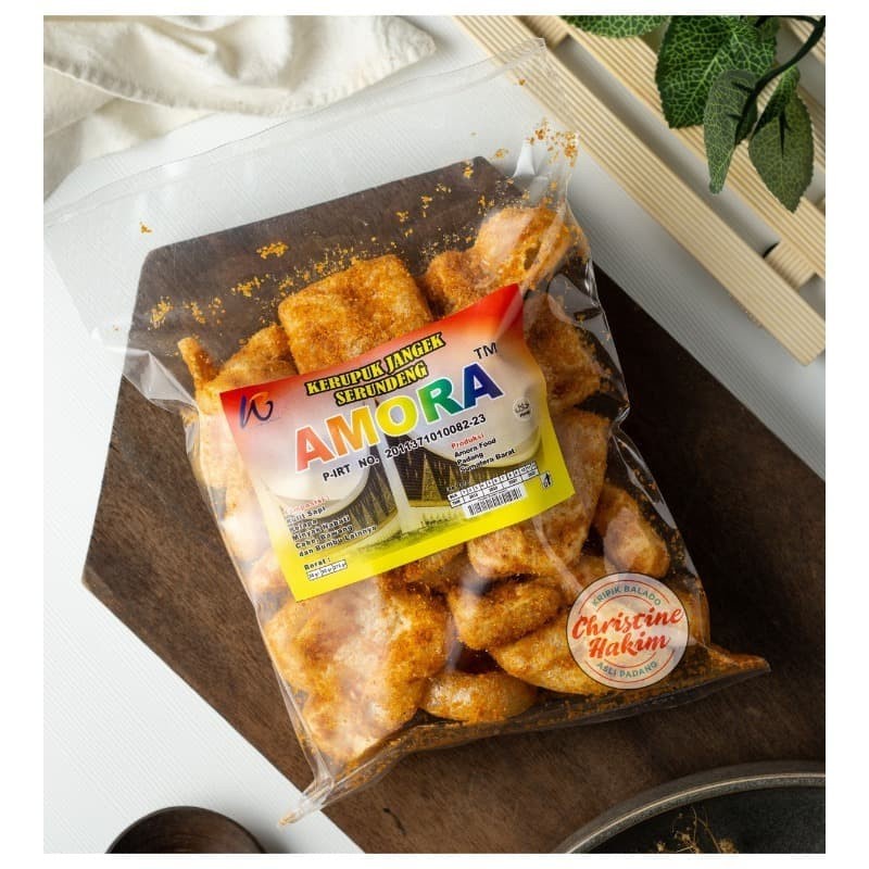 

Kerupuk Kulit / Jangek Serundeng AMORA Oleh - Oleh Makanan Khas Padang